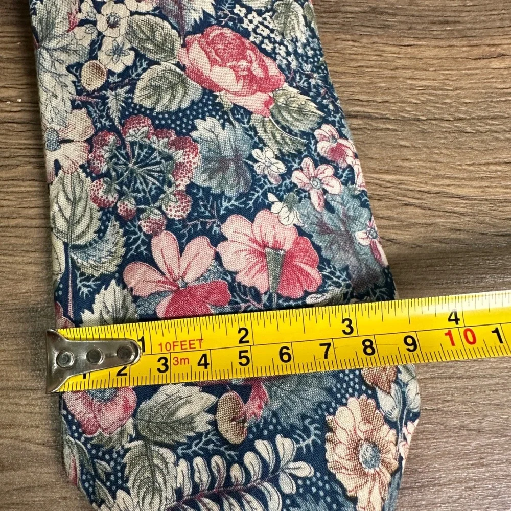 Tango Max Raab Tie Vintage Navy Pink Floral Cotton Made in USA 3.75